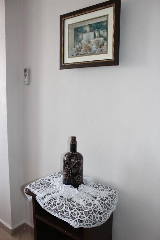 Uysal Pansiyon Bozcaada Oda fotoğraf
